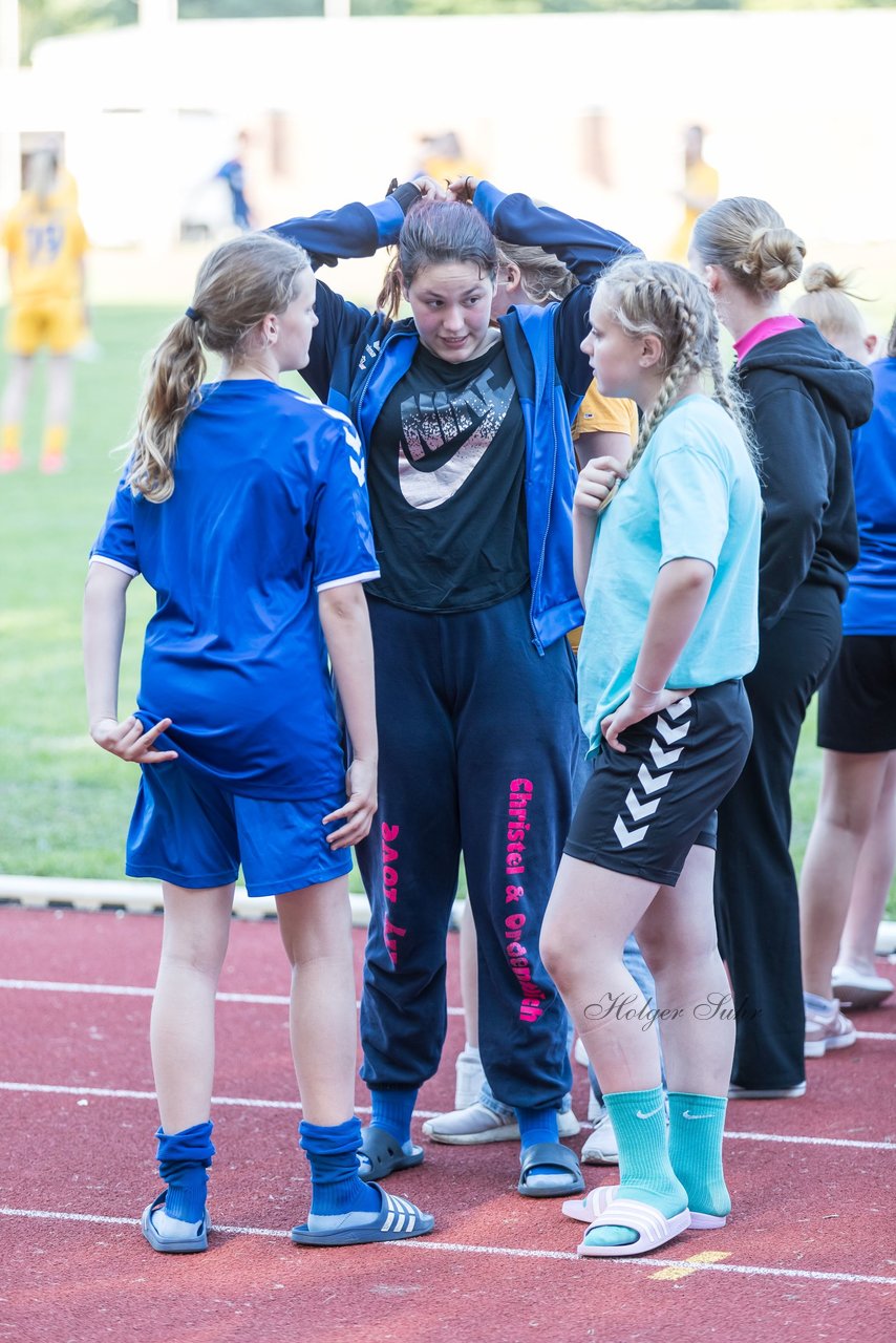Bild 63 - Loewinnen Cup